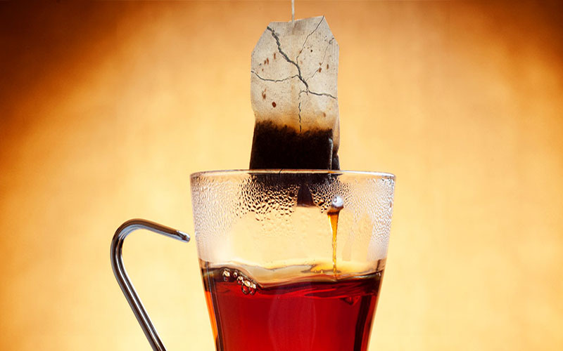 دراسة حديثة.. حقيقة “مخيفة” عن أكياس&nbsp;الشاي