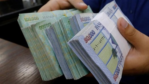 سوري يتبرع للدفاع المدني اللبناني بملايين&nbsp;الليرات