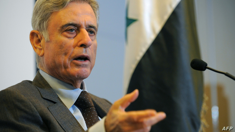 وفاة عبد الحليم خدام.. لمحة عن سيرة&nbsp;حياته