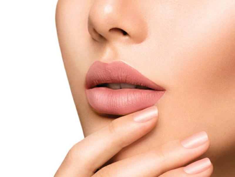 الشفاه دليلك على نقص فيتامين هام&nbsp;للجسم