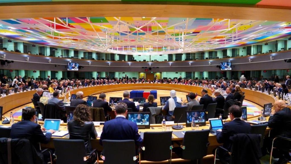 السوريون على حافة المجاعة ومليارات من ألمانيا والاتحاد الأوربي مساعدة&nbsp;للاجئين