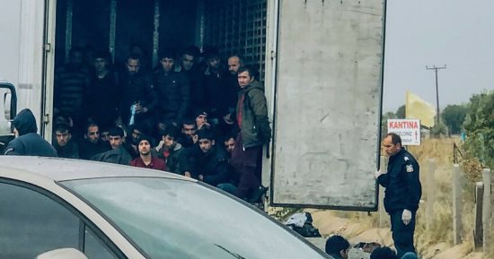 ألمانيا..31 مهاجراً عثر عليهم في شاحنة تبريد&nbsp;تركية