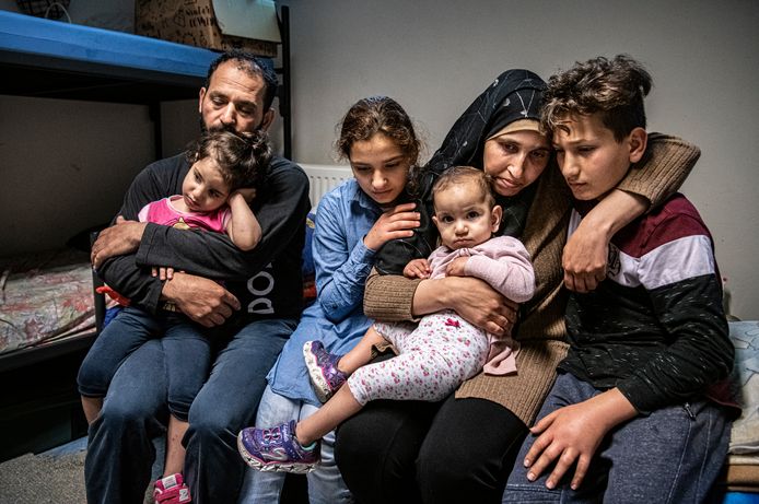 رفضت هولندا منحه اللجوء فانتحر.. قصة مؤلمة لطفل&nbsp;سوري