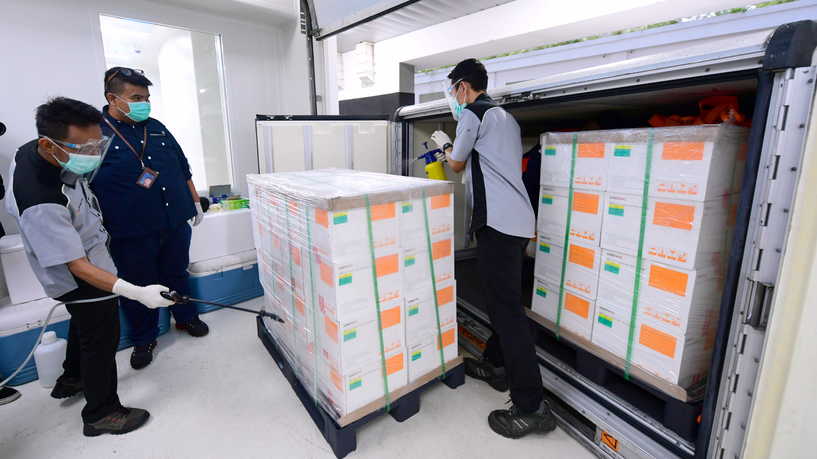 لسنا مزبلة.. دول ترفض لقاحات روسيا والصين ضد&nbsp;كورونا