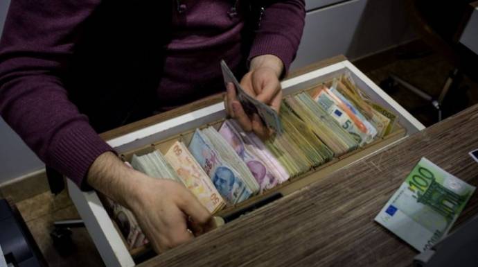 تركيا تحجز على أموال أشخاص وشركات سورية بتهمة تمويل&nbsp;الإرهاب